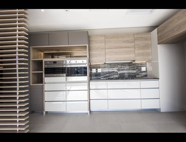 2 BEDROOM PENTHOUSE FOR SALE IN ROSEBANK